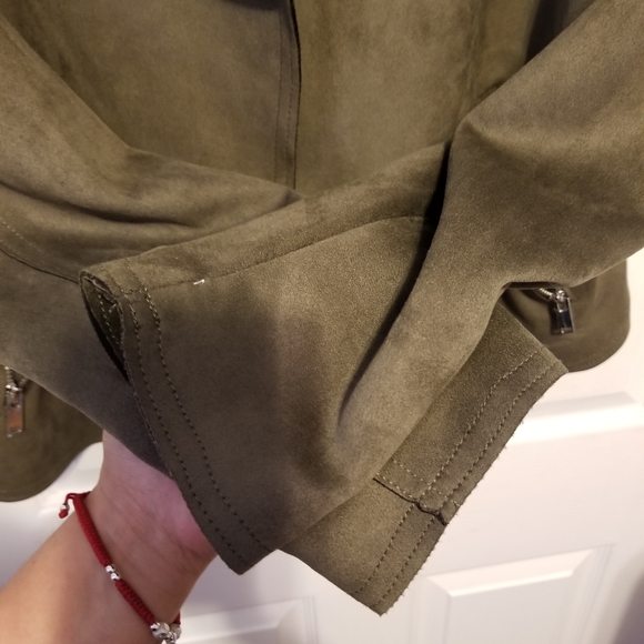 NWT T Tahari Jacket Faux Leather Women's Size L Color Olive Green - Picture 10 of 12